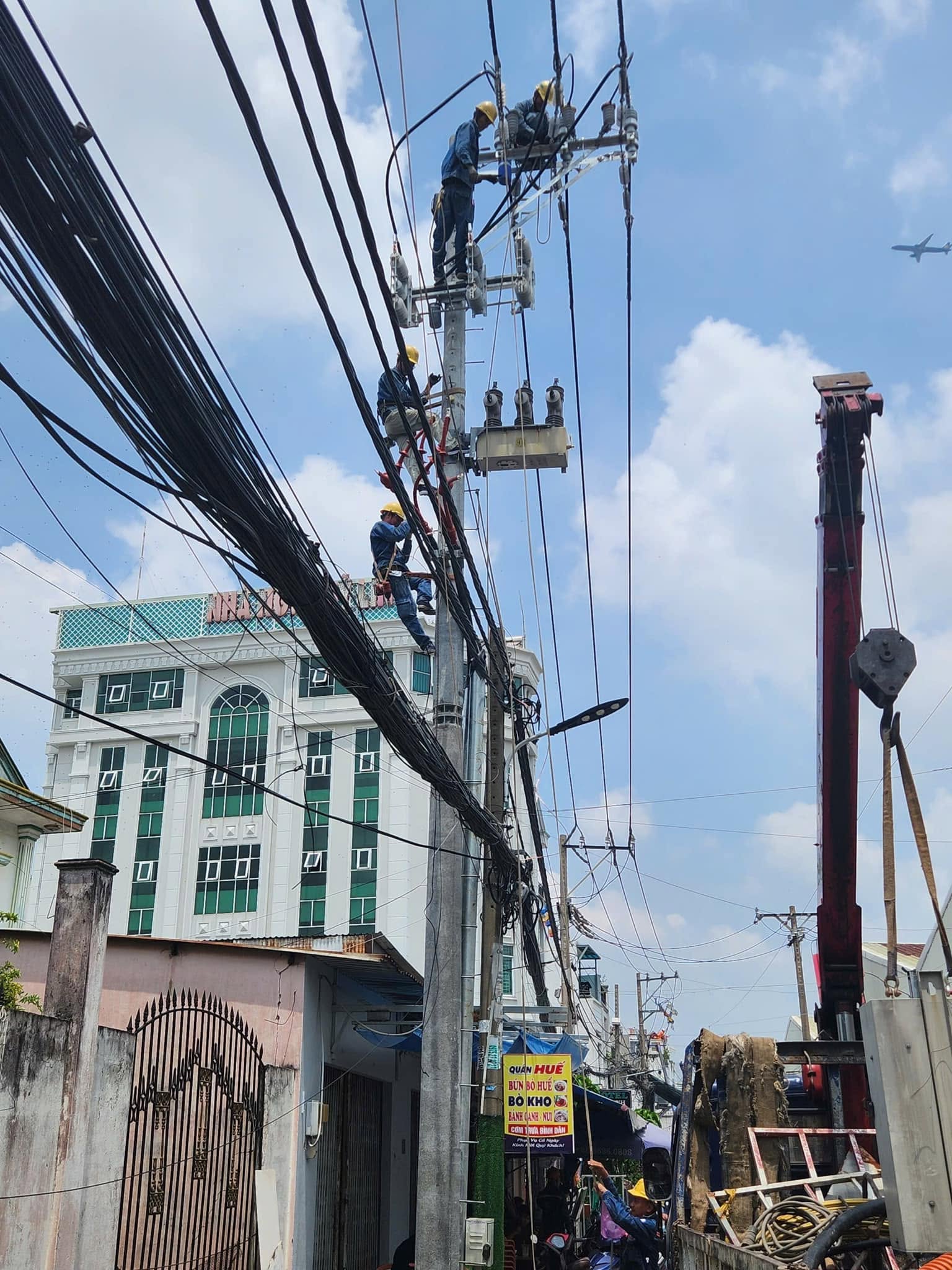 Nhà thầu điện công nghiệp chuyên nghiệp cho doanh nghiệp